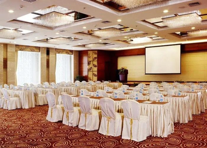Petroleum Business Hotel