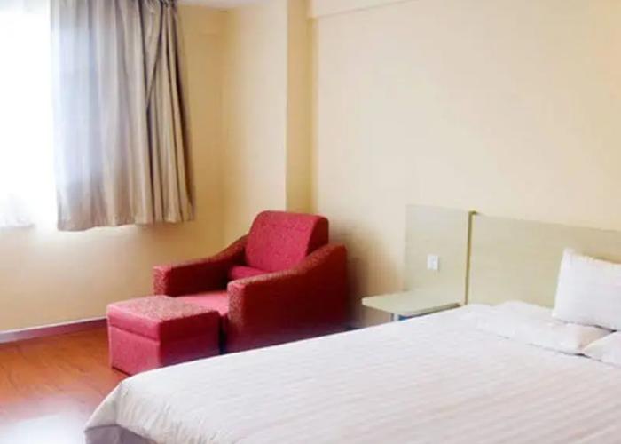 Hanting Hotel People's Street Jinzhou Railway Sta