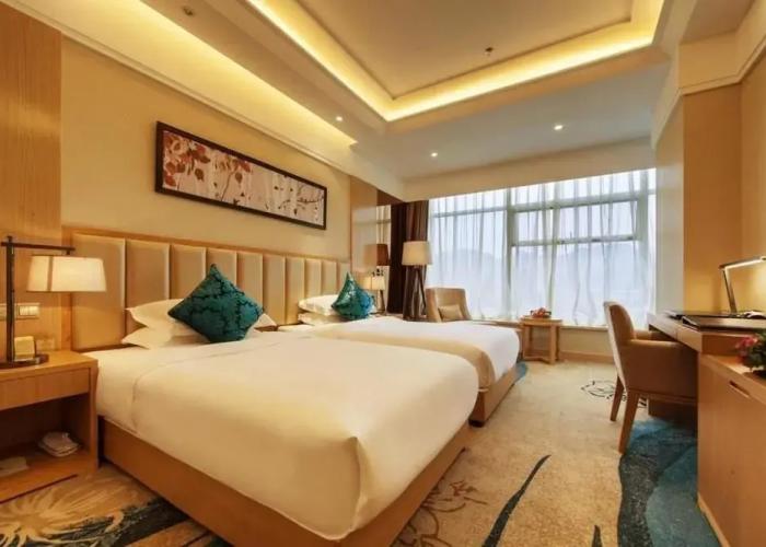 Xinxing Century Hotel