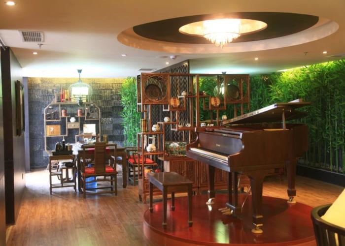 Baihai Holiday Inn