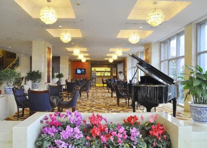 Emeishan Huasheng Hotel