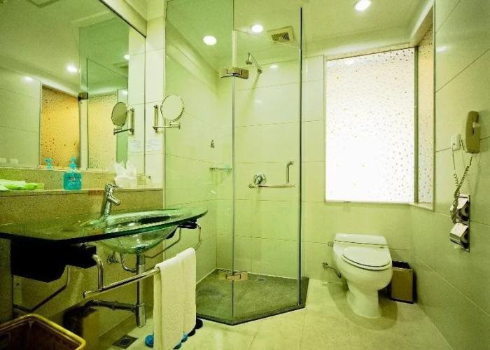 Emeishan Huasheng Hotel