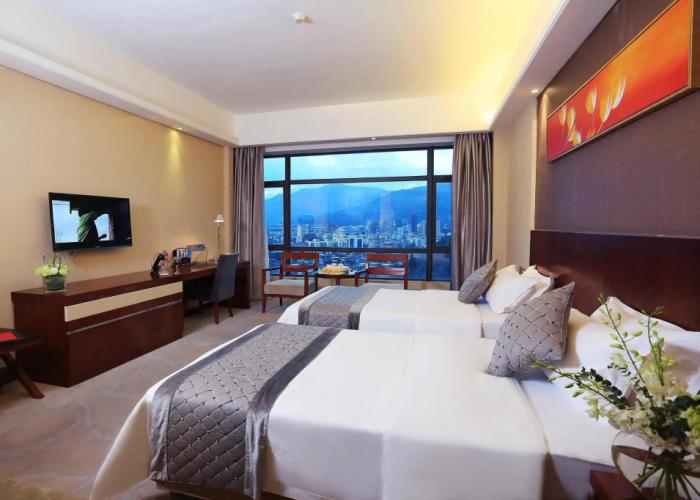 Ramada Longyan
