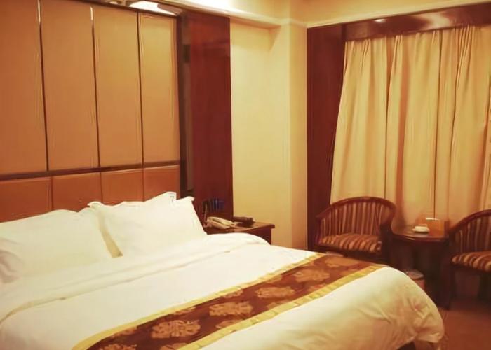 Huahai Hotel