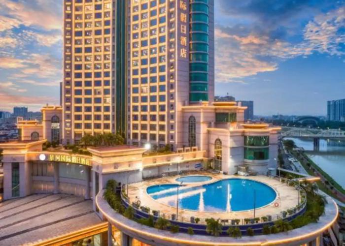 Galaxy International Holiday Hotel