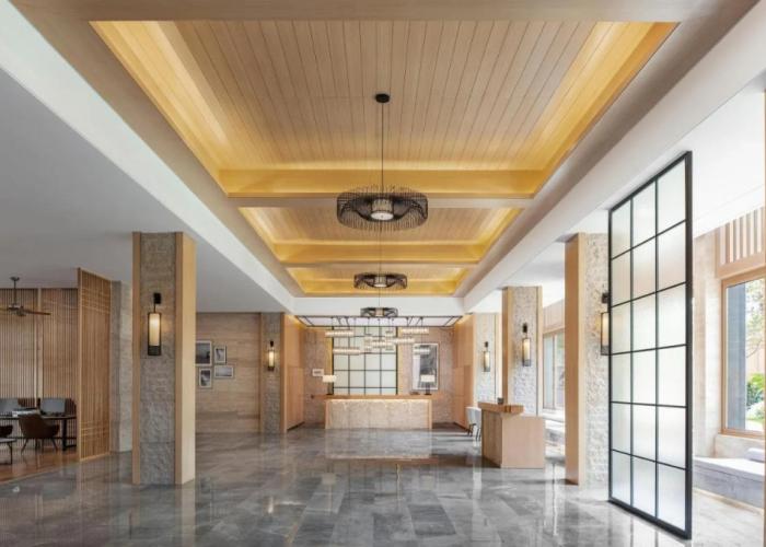 Sheraton Maoming Romantic Beach Resort