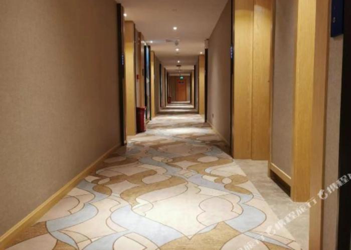 Kyriad Marvelous Hotel (Maoming High Speed Railway Station)