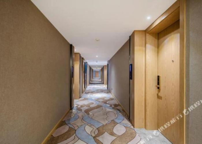 Kyriad Marvelous Hotel (Maoming High Speed Railway Station)