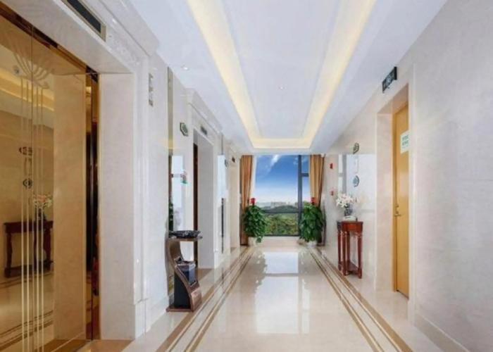 Vienna International Hotel (Gaozhou)
