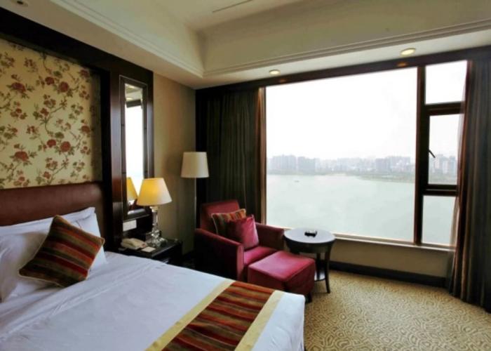 Qingyuan International Hotel