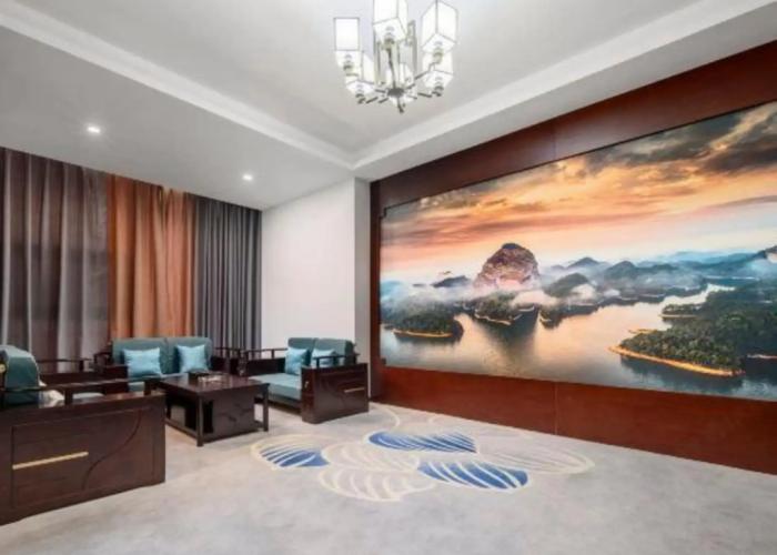 King's Park International Hotel