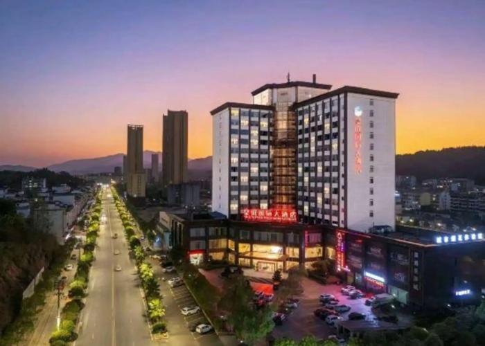 King's Park International Hotel