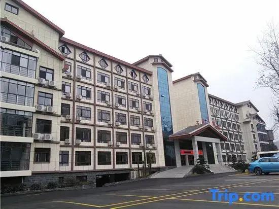 Wentang Yupan Hotel