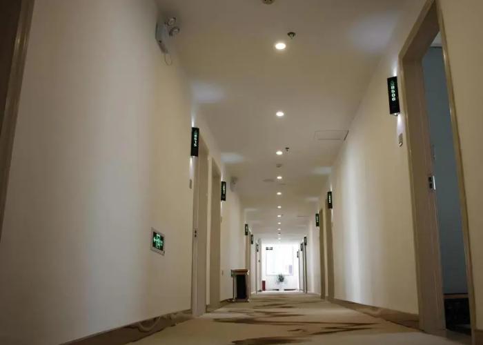 GreenTree Alliance Yichun Fengcheng Jianyi Avenue Hotel