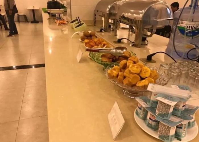 GreenTree Alliance Yichun Fengcheng Jianyi Avenue Hotel