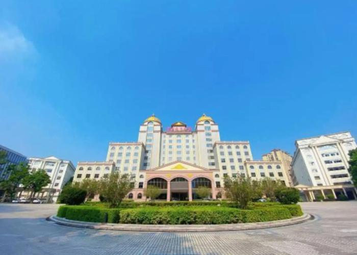 Qianjiang Hot Spring Hotel