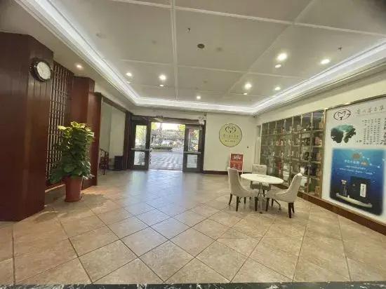 Meizhou Tiandiren Garden Hotel (Meijiang Meixian People’s Square)