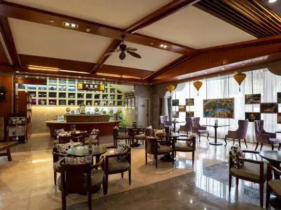 Jin Debao Kaiyue International Hot Spring Resort Hotel