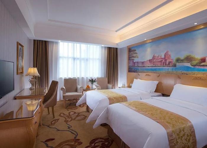Vienna Hotel Meizhou Jiangnan