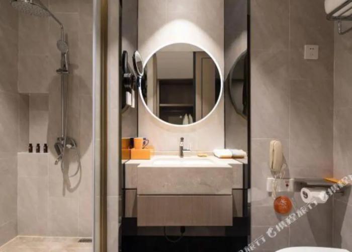 In City Hotel（Meizhou Wanda）