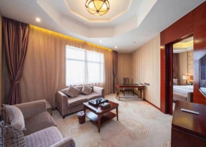 Baofeng Hot Springs Hotel