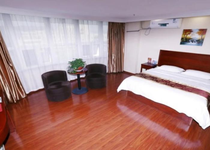 GreenTree Inn ShanDong ZiBo LinZi People Square Long-term Bus Station East Express Hotel