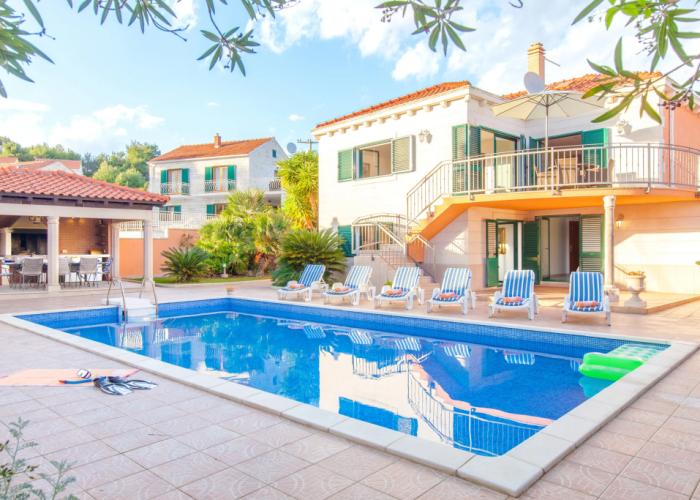 Rasotica - 3 Palms Sumartin Brac Island Villa
