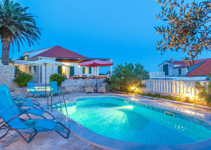 Mir Vami Sumartin Brac Island Villa