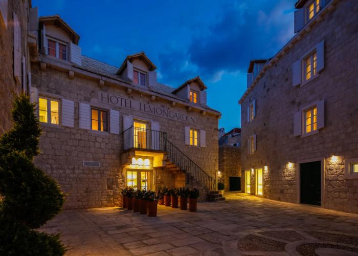 Hotel Lemongarden