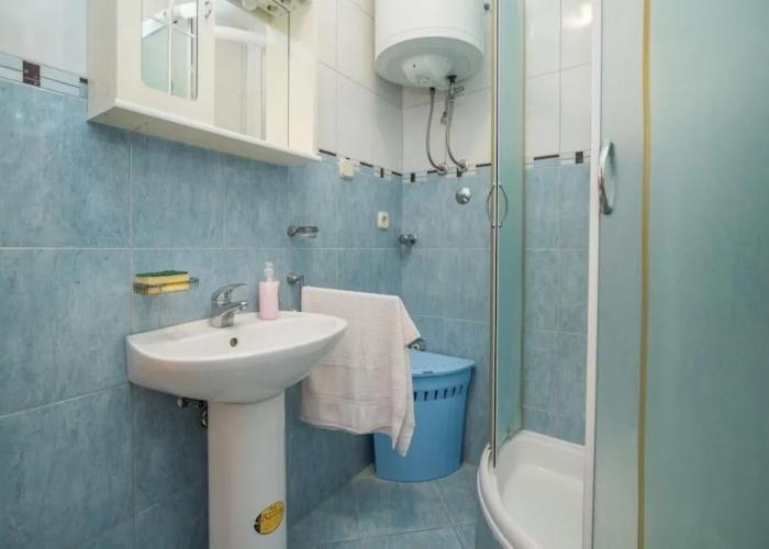 Apartments Longo