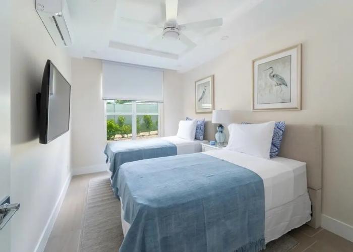 Coral Beach by Blue Sky Luxury