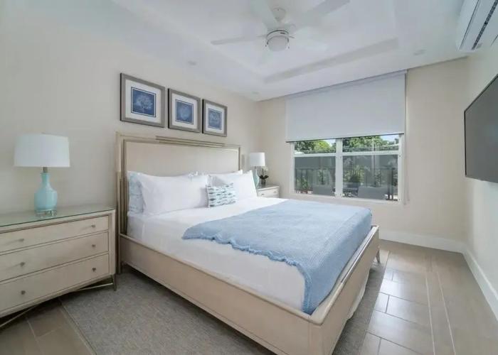 Coral Beach by Blue Sky Luxury