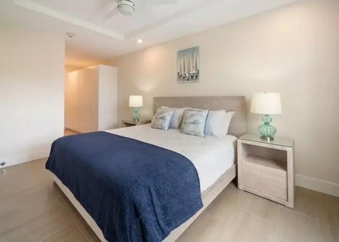 Coral Beach 202 2 Bedroom Condo