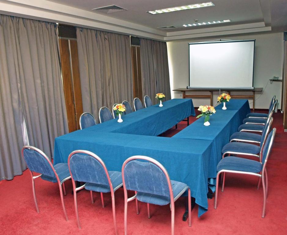 фото Forum Hotel