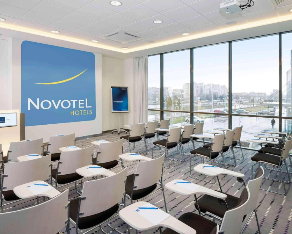 фото Novotel Sofia