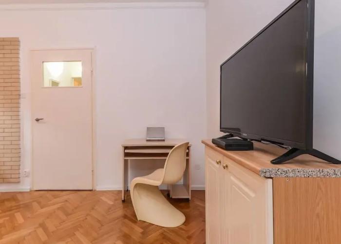 Two Bedroom Parensov Central Apartment
