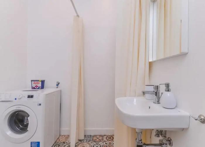 Two Bedroom Parensov Central Apartment