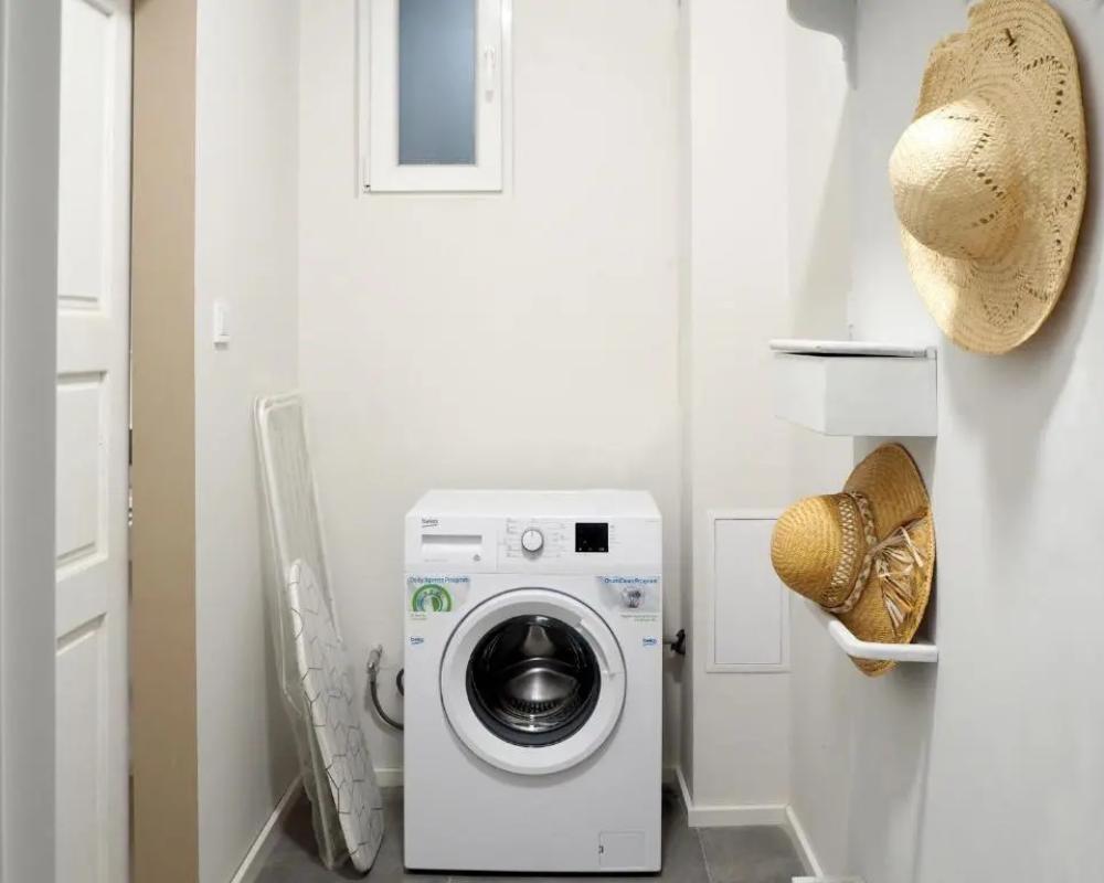 фото Caché ✦ Bright One-Bedroom Apartment in Sofia