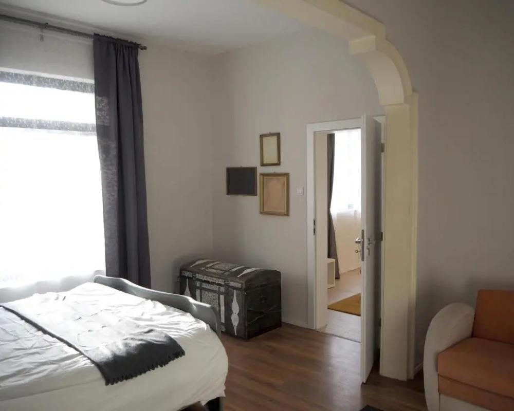 фото Caché ✦ Bright One-Bedroom Apartment in Sofia