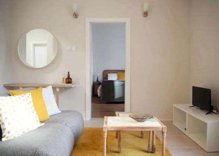Caché ✦ Bright One-Bedroom Apartment in Sofia