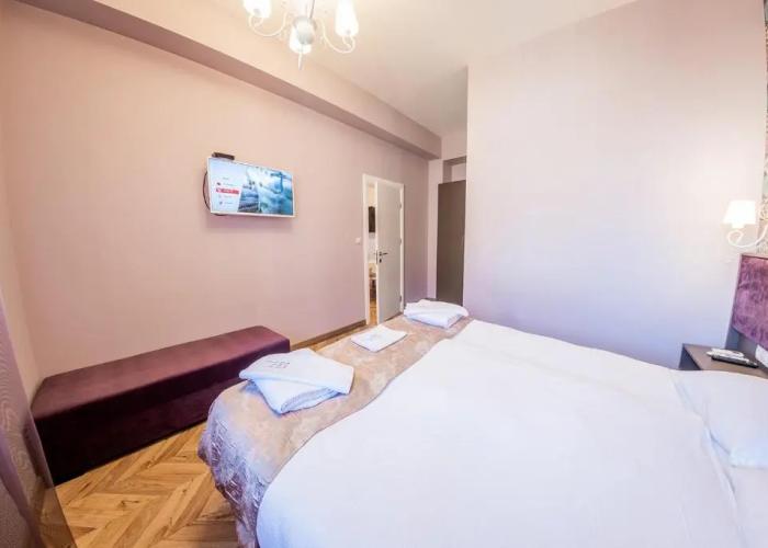 Sofia Violet Life Apartment