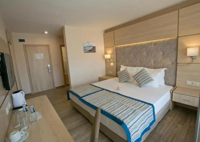 Royal Bay Resort