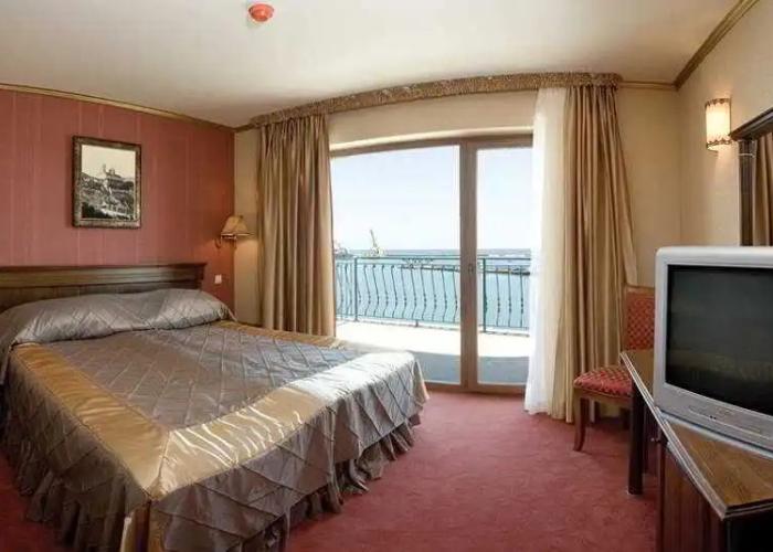 Hotel Mistral