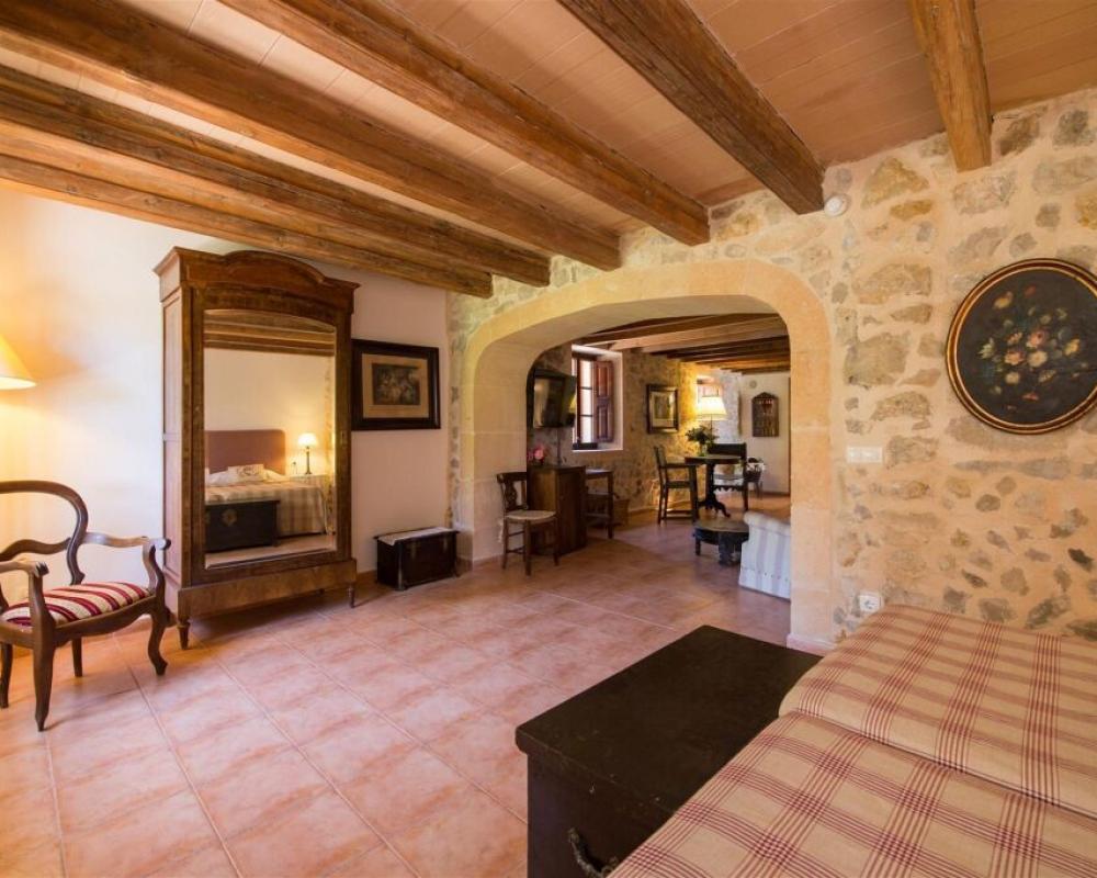 Hotel Rural Can Feliu