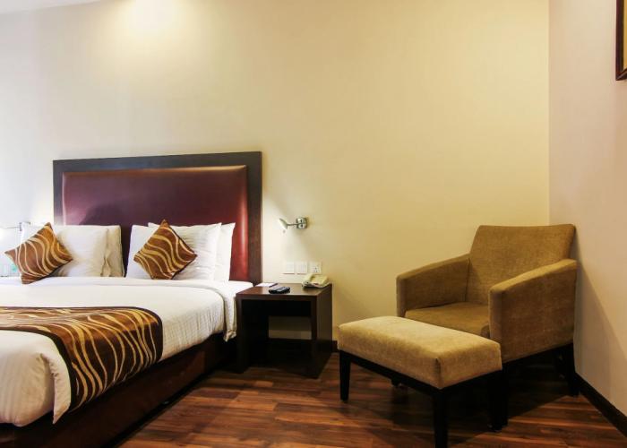 Vibe By The Lalit Traveller