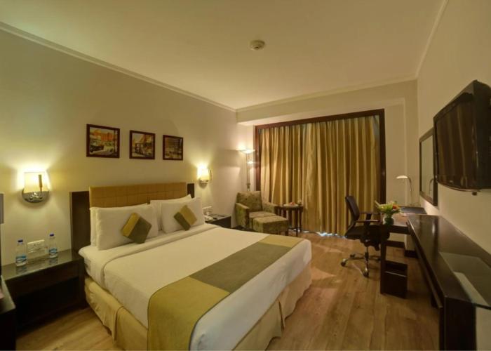 Goldfinch Hotel Delhi NCR