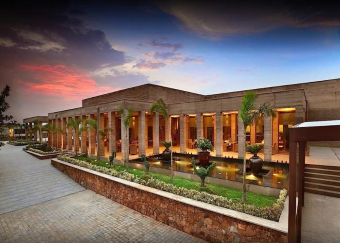 The Lalit Mangar