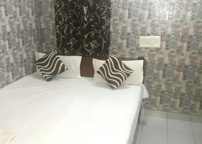 Rajdhani guest house