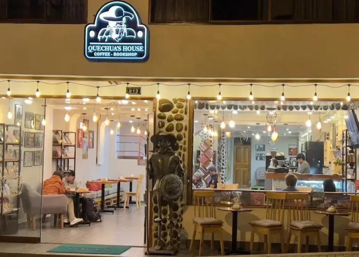 Quechuas House hostal & coffee