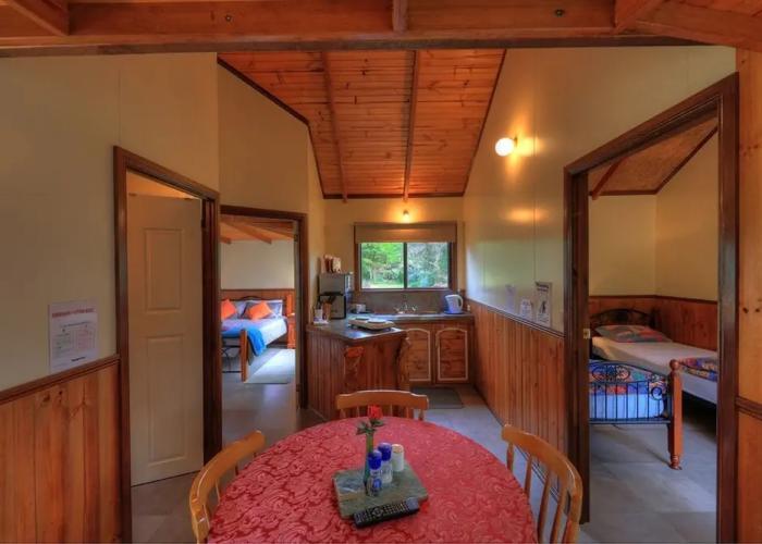 Stanley Lakeside Spa Cabins
